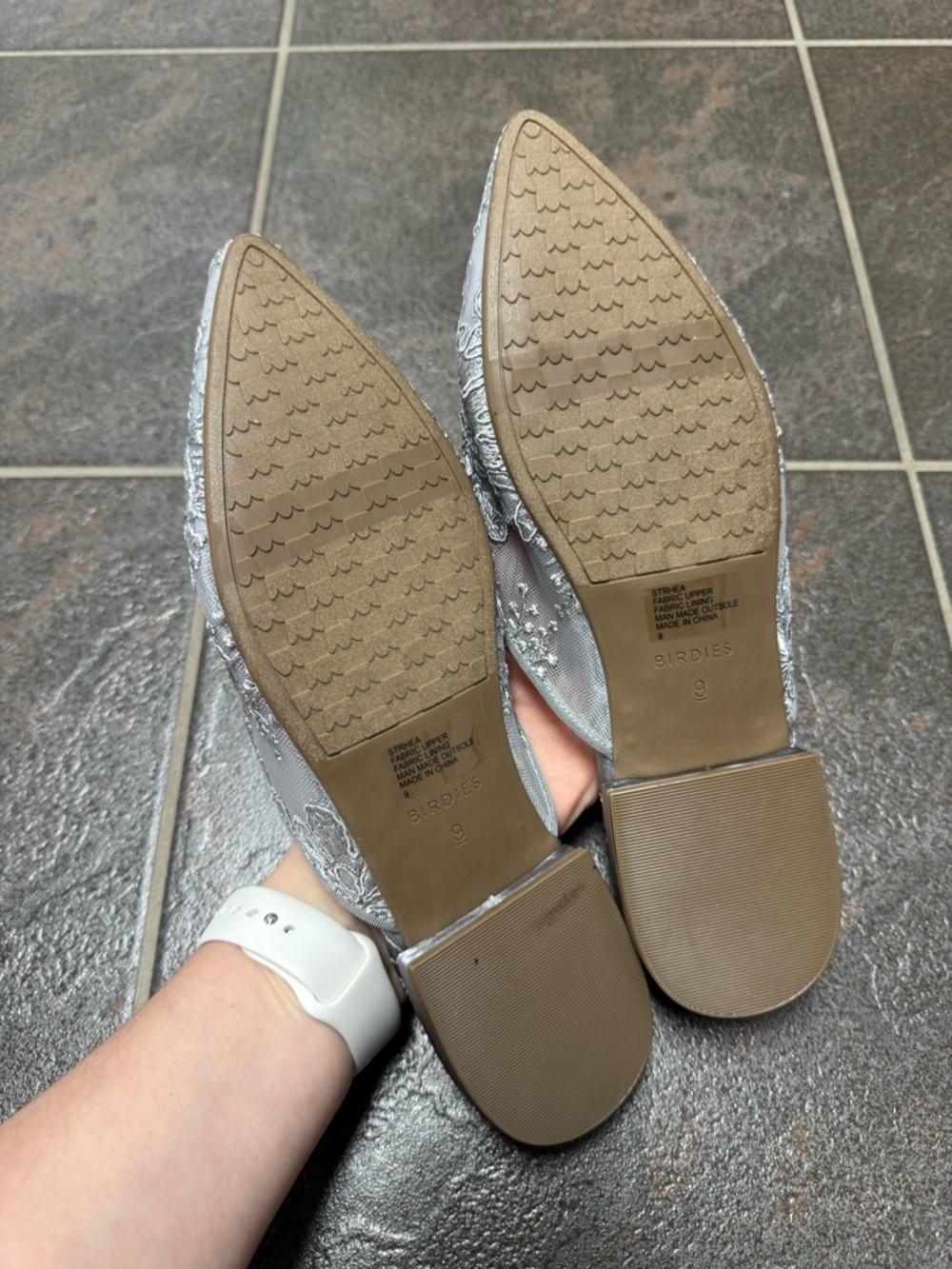 Birdies Dove Embroidered Flower Floral Lace Mules Slip On Shoes Gray Silver 9 - Picture 7 of 13